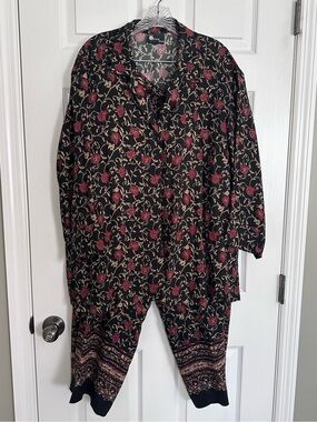 2pc Women’s First Option 100 Button Down and Pants Set